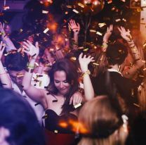 Esta noche en New Disco Club vas a bailar hasta el amanecer con la fiesta retro de los ’90