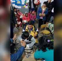 ¡Salteños solidarios! / Alumnos fabricaron un andador postular para un niño de una escuela de Iruya
