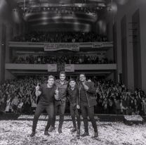 “20 Años es todo”: Canto 4 festejó en casa, un nuevo año de carrera