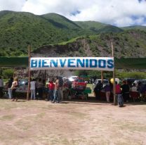 Comenzó a pleno la Feria de Pequeños Productores del Paraje Agua Negra