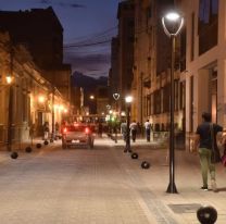 Suspensión de colectivos, cierre de comercios y prohibición de reuniones en Salta