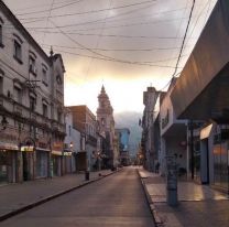 ¿Qué está abierto este lunes y martes?