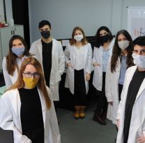 Los 7 magníficos: los jóvenes talentos de la medicina que más saben de coronavirus en Argentina