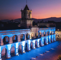 Día de la Patria: Iluminarán el Cabildo de Salta con los colores celeste y blanco
