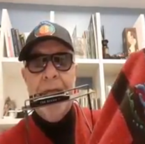 VIDEO | León Gieco agradeció por el regalo de un poncho salteño