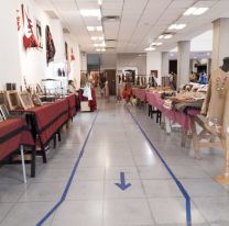 Artesanos y diseñadores exponen y venden en Casa de la Cultura