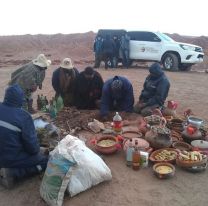 Así despidieron el mes de la Pachamama en Tolar Grande