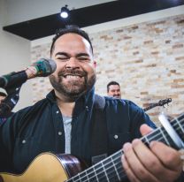 Juan Fuentes reprograma su primer show vía streaming
