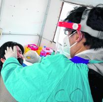 <p>Viedma – 10/09/2020.<br />
personal de la Municipalidad de Viedma y del hospital artemides zatti recorrer en la mañana de hoy domicilios del barrio Santa Clara de la capital provincial, en busca de casos de Covid-19.<br />
Foto : Marcelo Ochoa</