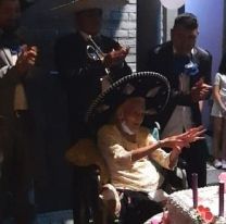 Doña Lila, la abuela de la armónica, cumplió 100 años