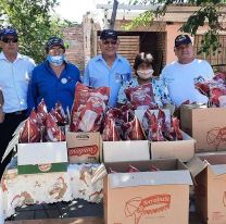 Ex-combatientes de Malvinas donaron cajas navideñas