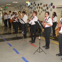 <p>????????????????????????????????????</p>