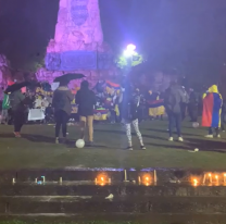 Colombianos residentes en Salta coparon el monumento a Güemes