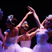 La Escuela Oficial de Ballet celebra la primavera con el jubileo de la danza