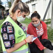 Continua la campaña de vacunación antirrábica en distintos puntos de la ciudad