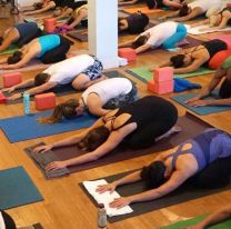 Darán clases de yoga gratuitas en los barrios de Salta