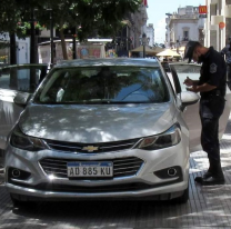 Un conductor perdido circuló por plena peatonal salteña