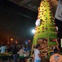 Los vecinos de El Carril invitan a compartir el pan de navidad más grande del mundo