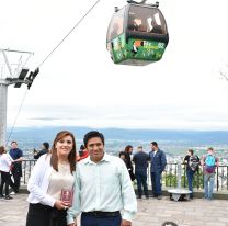 Salteños dieron el sí en la cima del Cerro San Bernardo