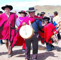 ¡No falta nada! / Se acerca el desentierro del carnaval andino en la Puna salteña