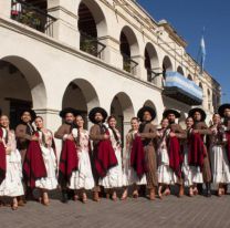 ¡Entrada libre y gratuita! / El Ballet Folklórico presenta Postales de Salta