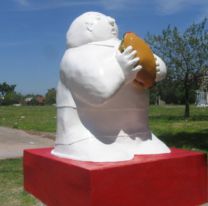 &#8220;Homenaje al sánguche de milanesa&#8221;, mirá el insólito monumento