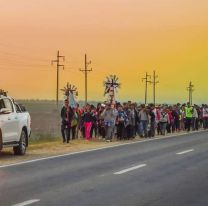 Partieron de Salvador Mazza hace 9 días: comenzaron caminando 35, ahora son más de 500