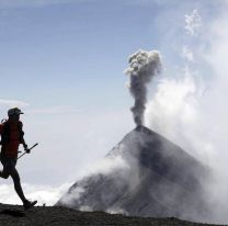 El salteño Santos Rueda sigue rompiendo récords en el mundo: corrió y ganó entre volcanes