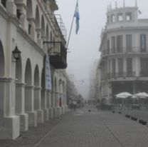 Sigue el alerta violeta en Salta y el viernes arrancó con mucho frío