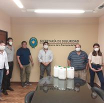 Universidades salteñas trabajan para fabricar alcohol en gel y protectores faciales