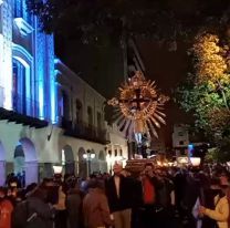 Cientos de salteños hicieron el Vía Crucis alrededor de la Plaza 9 de Julio