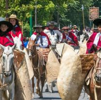 Los gauchos  se reúnen con el COE para organizar el nuevo desfile