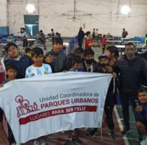 Niños del Parque de la Familia se destacaron en un campeonato de tenis de mesa en Jujuy