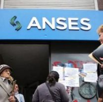 Bono de ANSES, AUH, jubilados y pensionados: quiénes cobran hoy, 15 de octubre