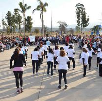 Brindan clases gratuitas de gimnasia en los Parques Urbanos de Capital