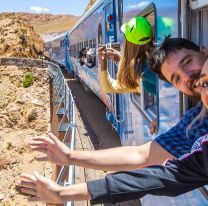 Los turistas eligen visitar los valles y el Tren a las Nubes