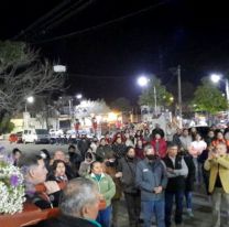 Honraron al Santo que obró un milagro con un docente salteño