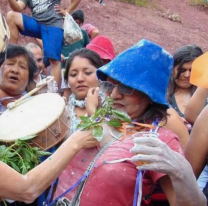 Ramito de albahaca, un símbolo del Carnaval