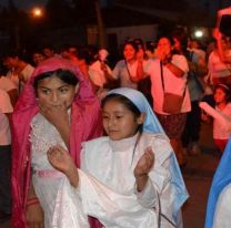 Jóvenes celebran la Noche Blanca en lugar de Halloween