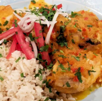 Jueves de comadres: picante de pollo, saratoga y sangría