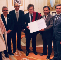 El gobernador se reunió con el presidente Milei y le entregó el Pacto de Güemes