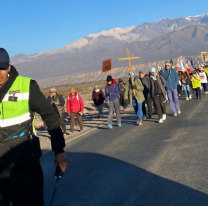 Peregrinos de Cachi y Rosario de la Frontera ya caminan para renovar su pacto de fé