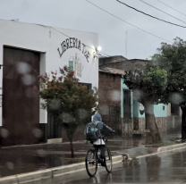 Tiempo en Salta: llegó la lluvia a la ciudad y bajó la temperatura