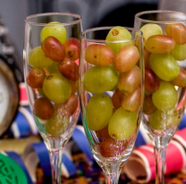 Rituales: qué significa comer 12 uvas en Año Nuevo