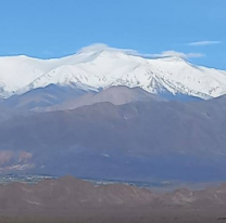 El Nevado de Cachi sorprendió a todos con una postal única e imponente