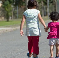 Hermanitas, de ocho y seis años, buscan una familia que les brinden mucho amor