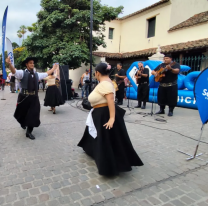 Hoy Salta celebrará el amor con una peña en la Plazoleta IV Siglos